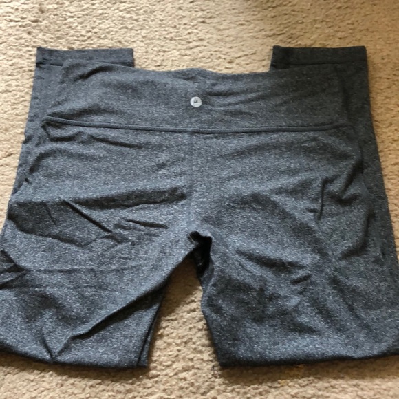 Gray Capri 90 degrees by reflex leggings - Picture 2 of 2